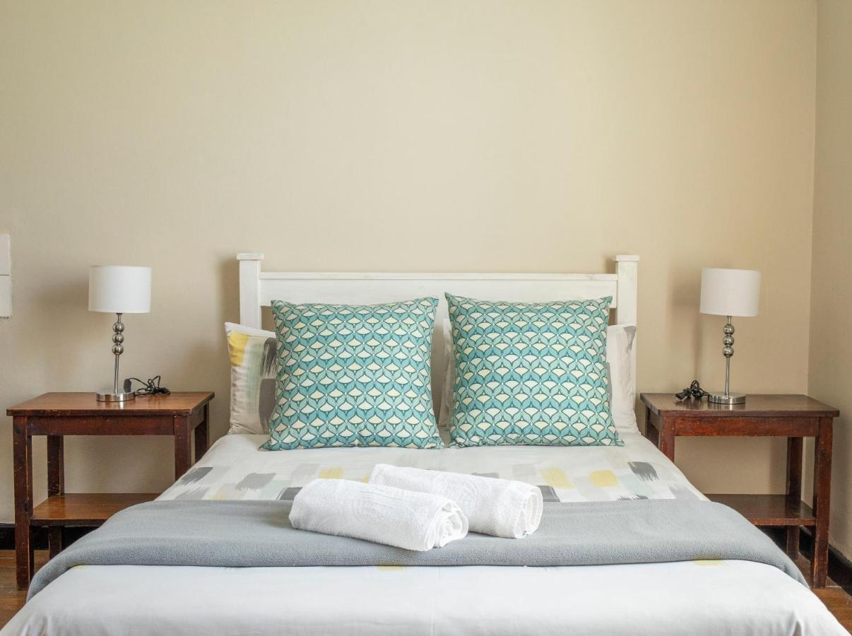 The Lenox Hostel เคปทาวน์ ภายนอก รูปภาพ